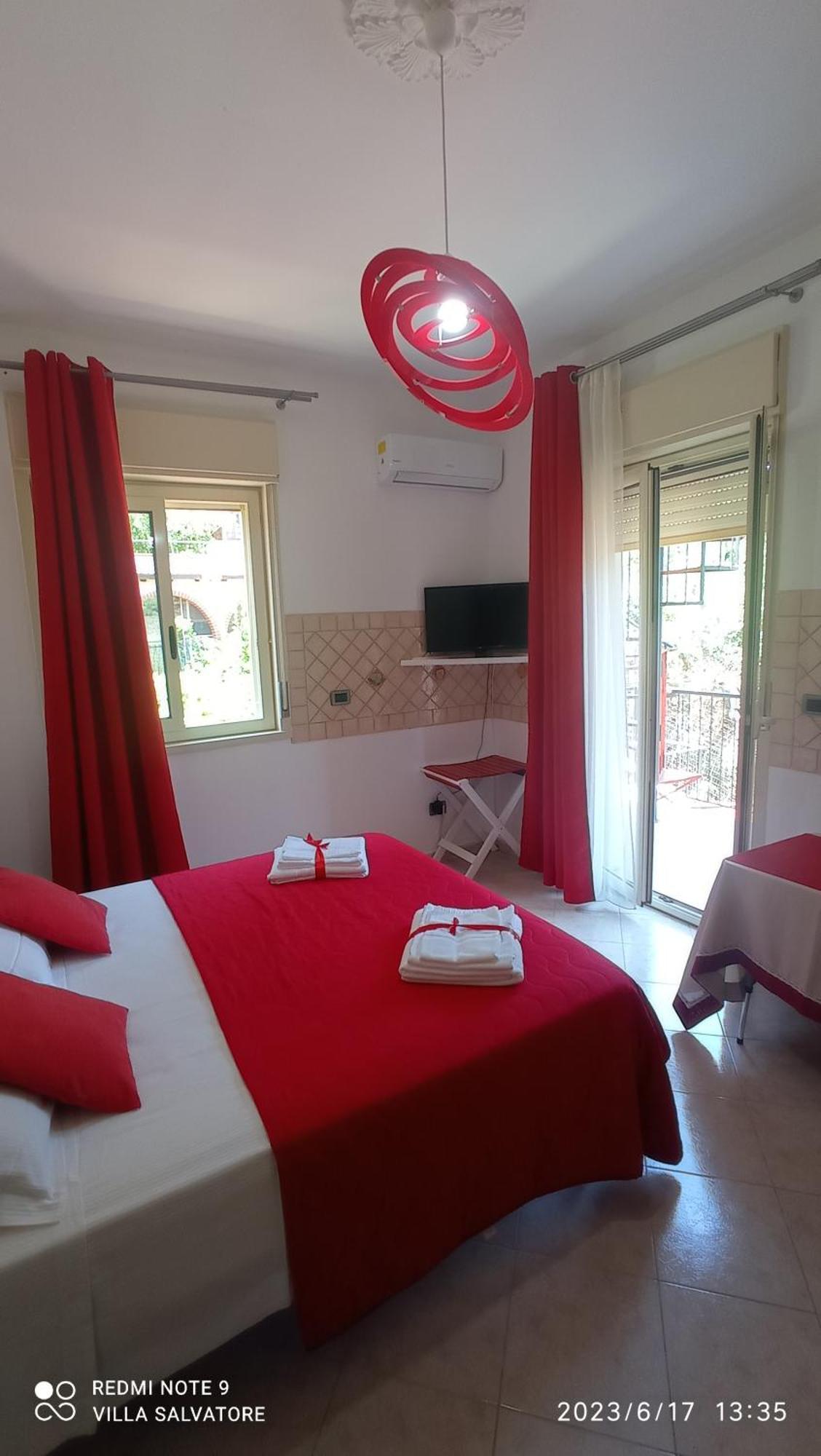 Villa Salvatore Capaci Room photo